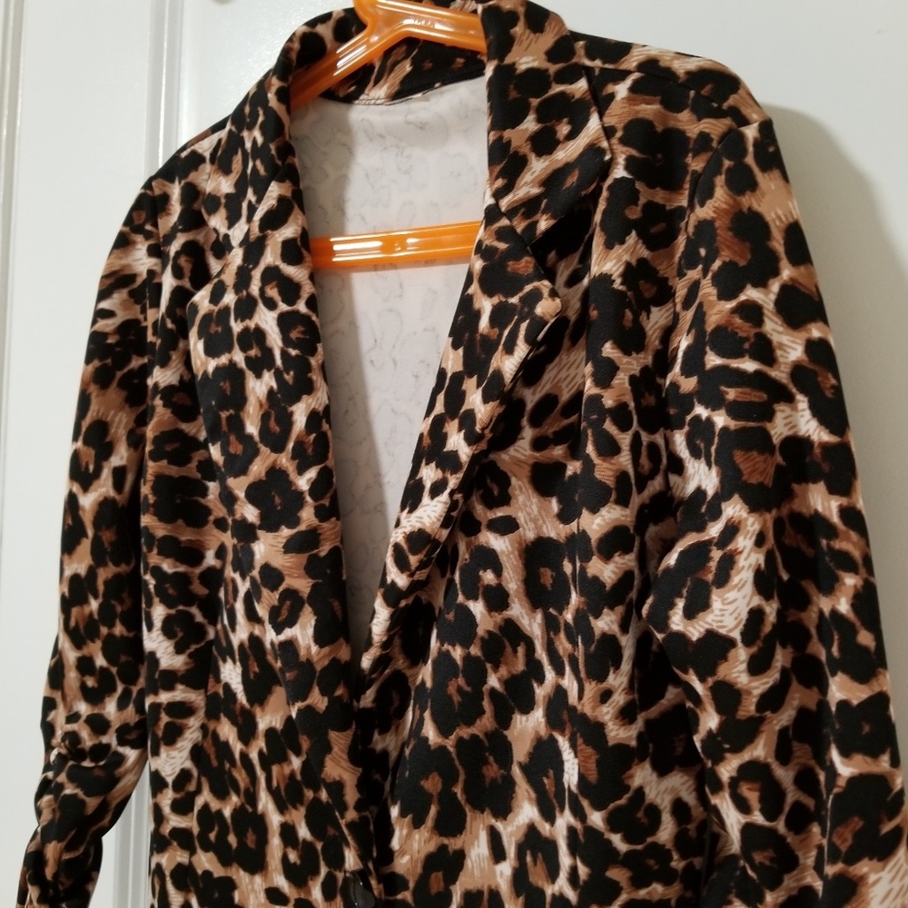 Jacket - Picture 2 of 5